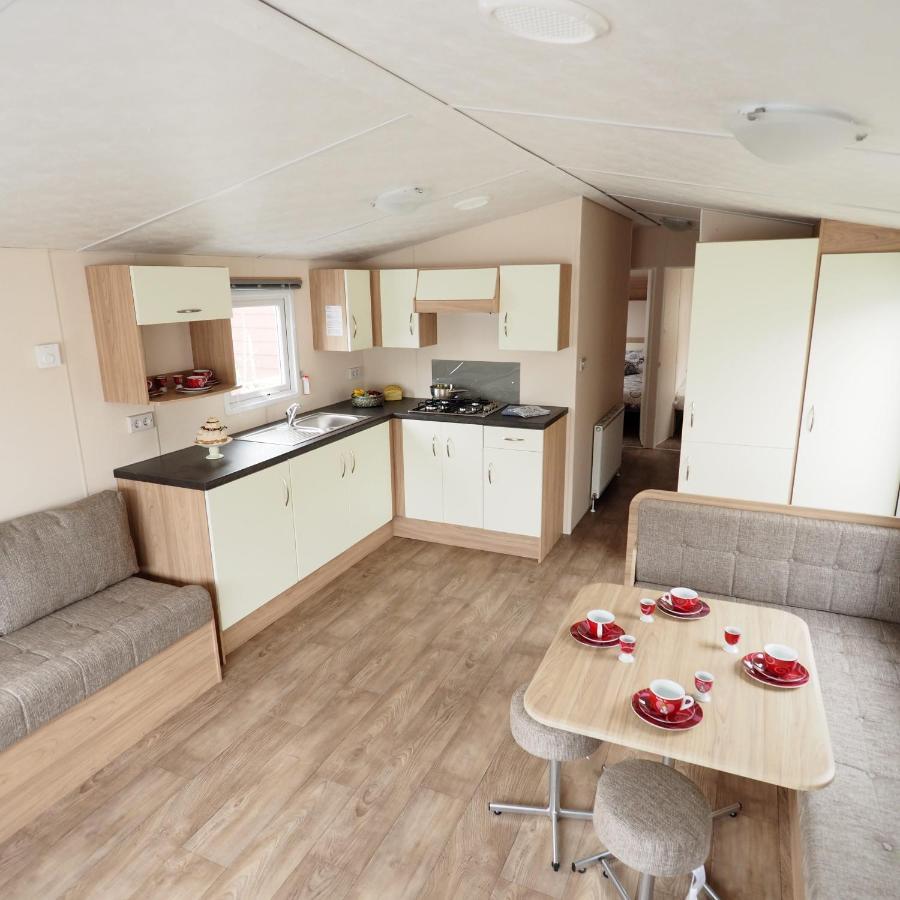 Camping De Binnenvaart Superior Chalet Aan de Wolfsberg Kültér fotó