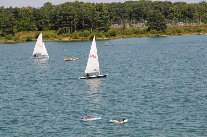 Camping De Binnenvaart Superior Chalet Aan de Wolfsberg Kültér fotó