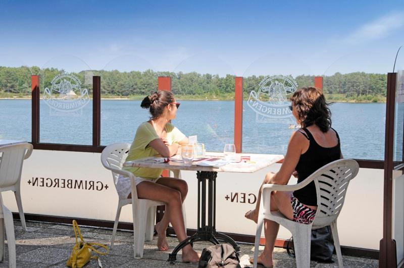 Camping De Binnenvaart Superior Chalet Aan de Wolfsberg Kültér fotó